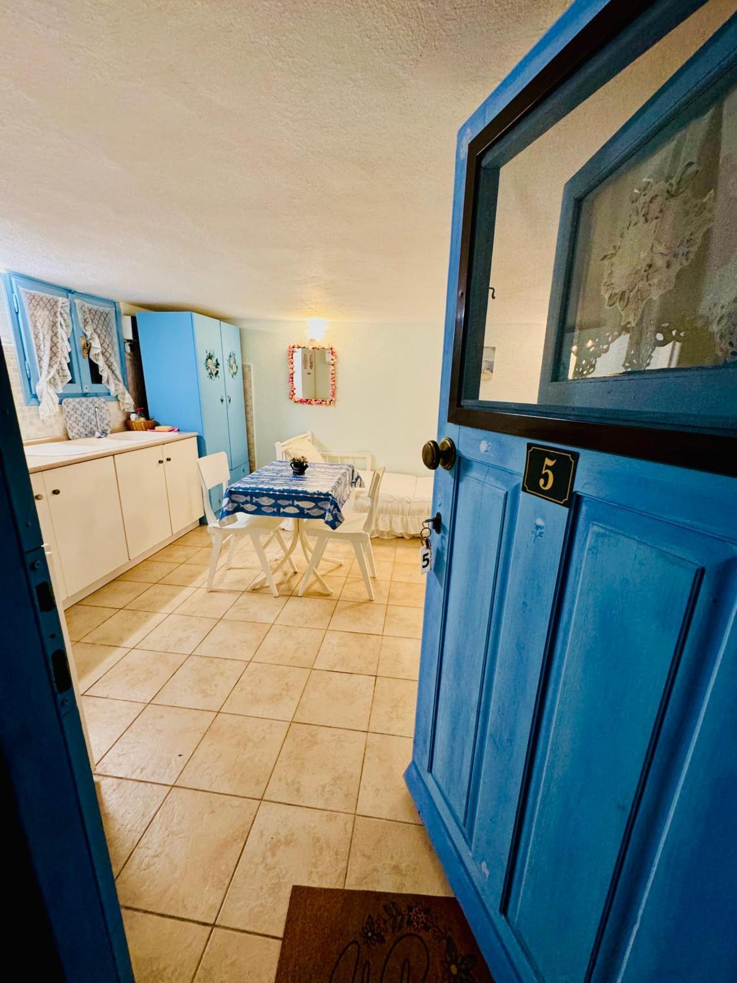 Amalia House Apartment Nea Kallikrateia ภายนอก รูปภาพ